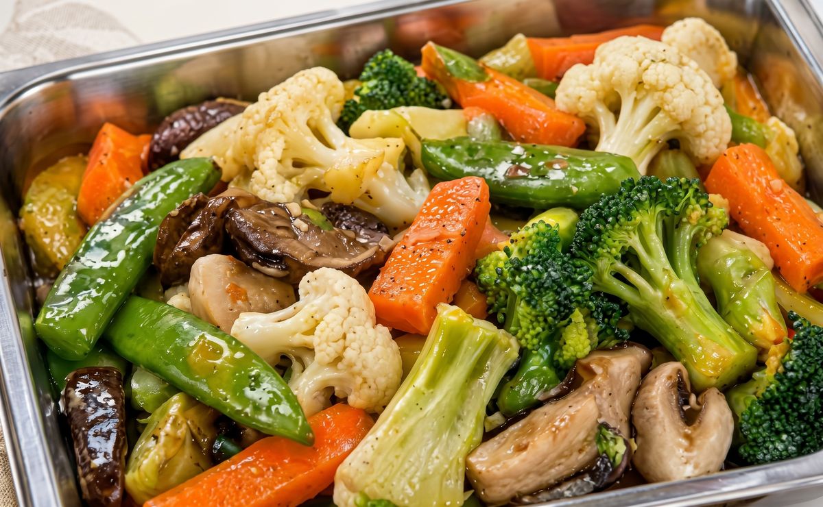 Mixed vegetables in a serving tray